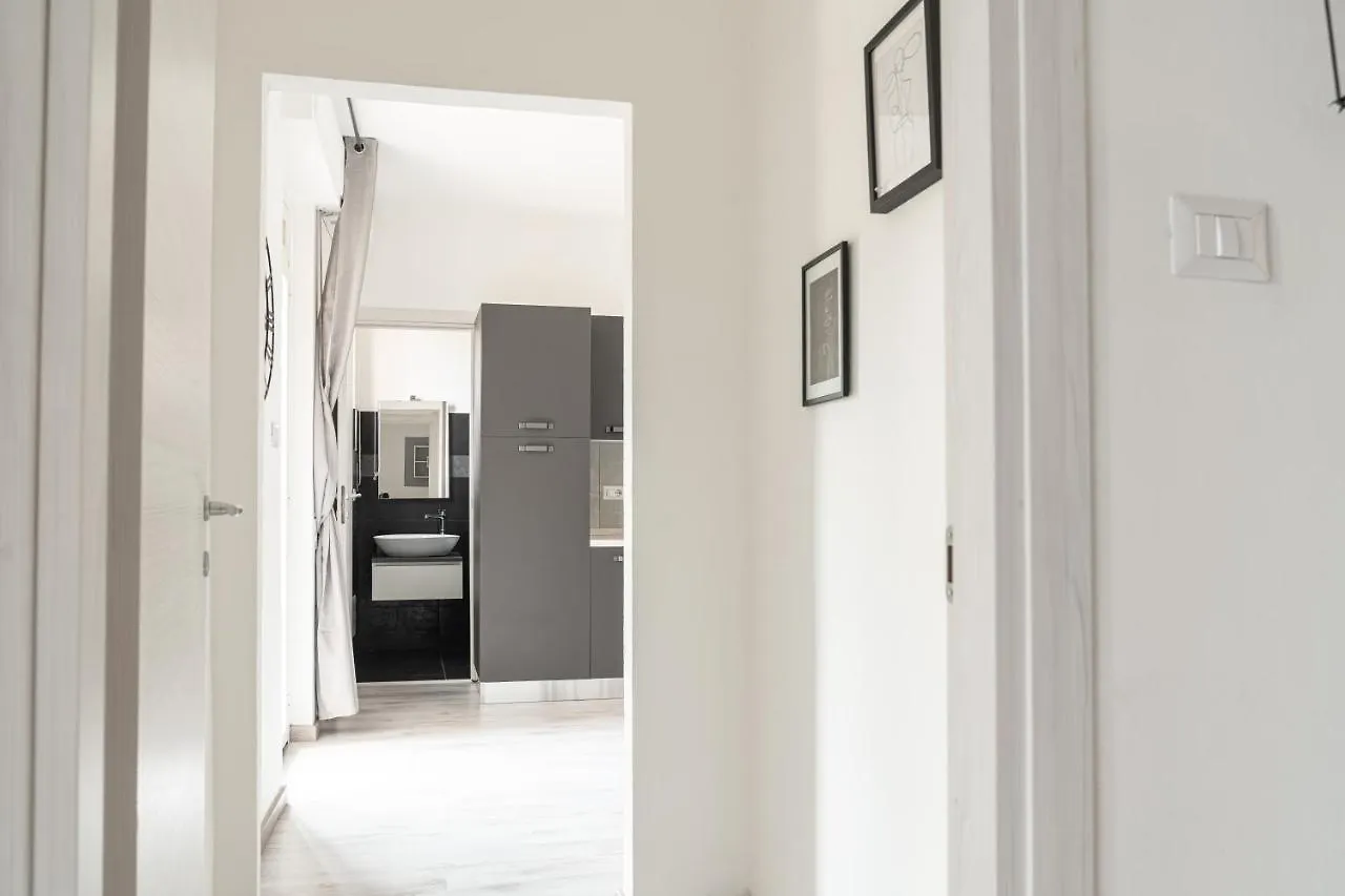Almi - Guest Apartment Порто-Торрес
